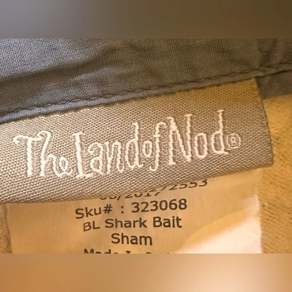 KIDS THE LAND OF NOD SHARK BAIT COTTON SHAM - STANDARD SIZE - 1 SHAM